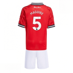Echipament fotbal Manchester United Harry Maguire #5 Tricou Acasa 2025-26 pentru copii + șort
