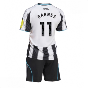 Echipament fotbal Newcastle United Harvey Barnes #11 Tricou Acasa 2025-26 pentru copii set