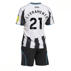 Echipament fotbal Newcastle United Tino Livramento #21 Tricou Acasa 2025-26 pentru copii set