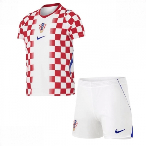 Echipament fotbal Croația Tricou Acasa Mondial 2026 pentru copii şi pantaloni 1 Echipament fotbal Croația Tricou Acasa Mondial 2026 pentru copii şi pantaloni