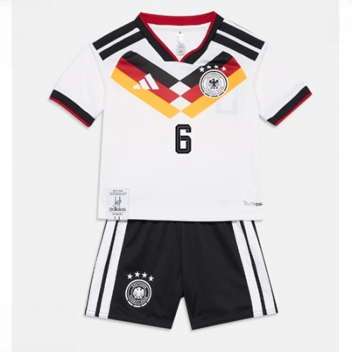 Echipament fotbal Germania Joshua Kimmich #6 Tricou Acasa Mondial 2026 pentru copii şi pantaloni 2 Echipament fotbal Germania Joshua Kimmich #6 Tricou Acasa Mondial 2026 pentru copii şi pantaloni - imagine 2