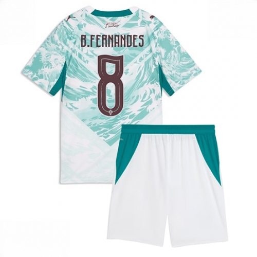 Echipament fotbal Portugalia Bruno Fernandes #8 Tricou Deplasare Mondial 2026 pentru copii şi pantaloni 1 Echipament fotbal Portugalia Bruno Fernandes #8 Tricou Deplasare Mondial 2026 pentru copii şi pantaloni