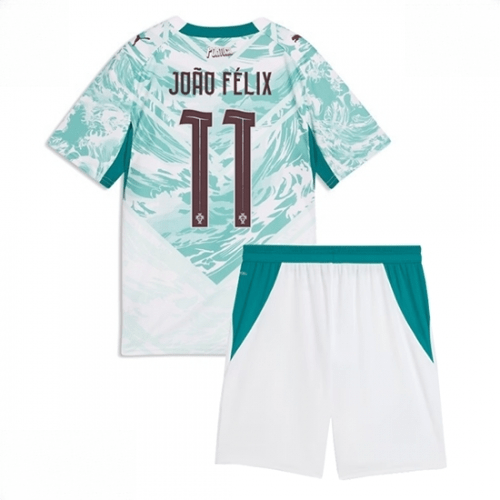 Echipament fotbal Portugalia Joao Felix #11 Tricou Deplasare Mondial 2026 pentru copii şi pantaloni 1 Echipament fotbal Portugalia Joao Felix #11 Tricou Deplasare Mondial 2026 pentru copii şi pantaloni