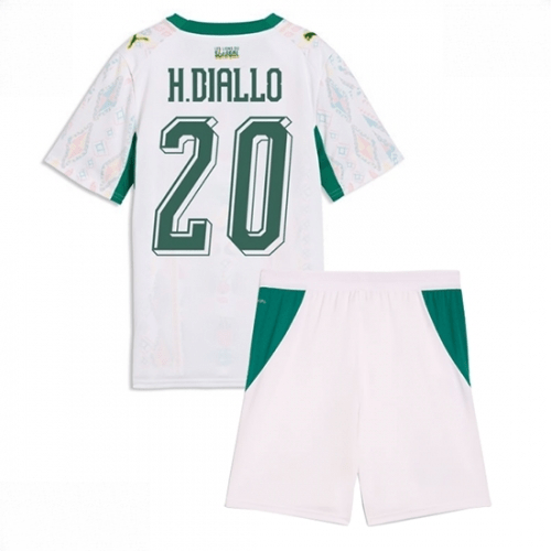 Echipament fotbal Senegal Habib Diallo #20 Tricou Acasa Mondial 2026 pentru copii şi pantaloni 1 Echipament fotbal Senegal Habib Diallo #20 Tricou Acasa Mondial 2026 pentru copii şi pantaloni