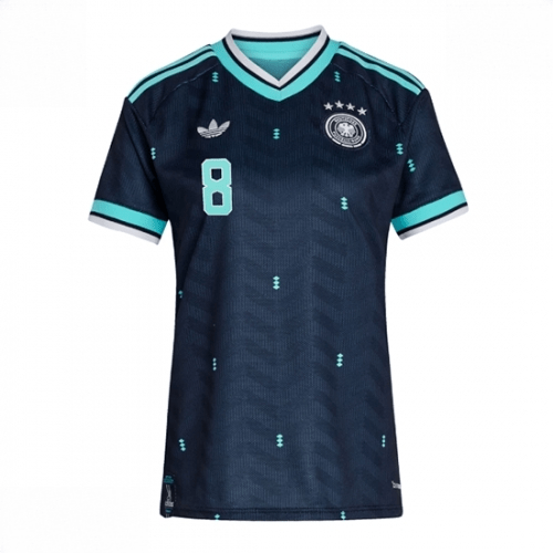 Echipament fotbal Germania Leon Goretzka #8 Tricou Deplasare Mondial 2026 pentru femei maneca scurta 2 Echipament fotbal Germania Leon Goretzka #8 Tricou Deplasare Mondial 2026 pentru femei maneca scurta - imagine 2