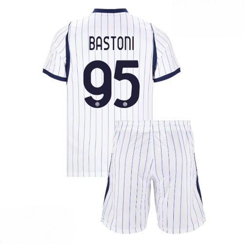 Echipament fotbal Inter Milan Alessandro Bastoni #95 Tricou Deplasare 2026-27 pentru copii şi pantaloni 1 Echipament fotbal Inter Milan Alessandro Bastoni #95 Tricou Deplasare 2026-27 pentru copii şi pantaloni