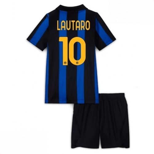 Echipament fotbal Inter Milan Lautaro Martinez #10 Tricou Acasa 2026-27 pentru copii şi pantaloni 1 Echipament fotbal Inter Milan Lautaro Martinez #10 Tricou Acasa 2026-27 pentru copii şi pantaloni