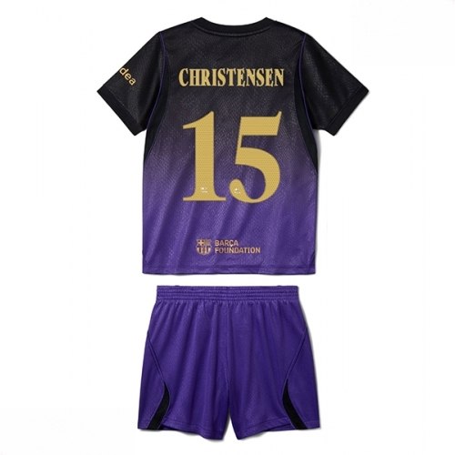 Echipament fotbal Barcelona Andreas Christensen #15 Tricou Deplasare 2026-27 pentru copii şi pantaloni 1 Echipament fotbal Barcelona Andreas Christensen #15 Tricou Deplasare 2026-27 pentru copii şi pantaloni