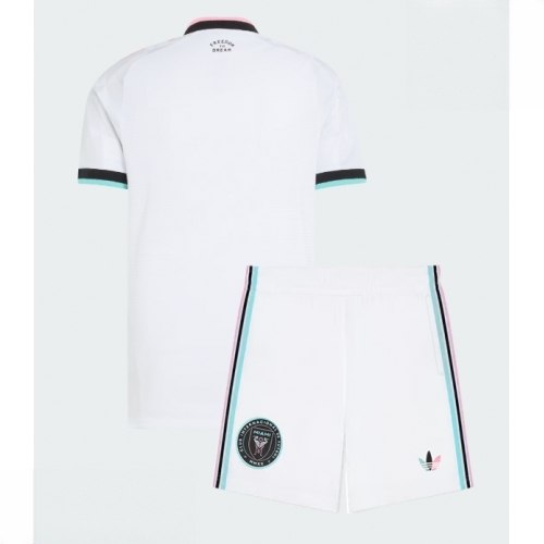 Echipament fotbal Inter Miami Tricou Treilea 2026-27 alb pentru copii şi pantaloni 2 Echipament fotbal Inter Miami Tricou Treilea 2026-27 alb pentru copii şi pantaloni