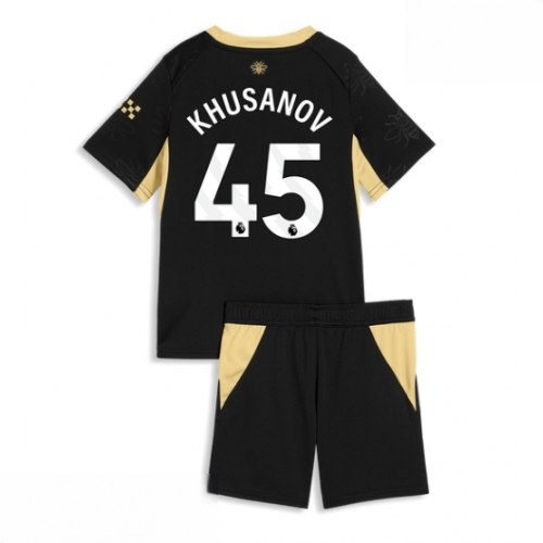 Echipament fotbal Manchester City Abdukodir Khusanov #45 Tricou Deplasare 2026-27 pentru copii şi pantaloni 1 Echipament fotbal Manchester City Abdukodir Khusanov #45 Tricou Deplasare 2026-27 pentru copii şi pantaloni