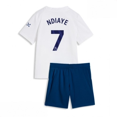 Echipament fotbal Manchester City Iliman Ndiaye #7 Tricou Treilea 2026-27 pentru copii şi pantaloni 1 Echipament fotbal Manchester City Iliman Ndiaye #7 Tricou Treilea 2026-27 pentru copii şi pantaloni